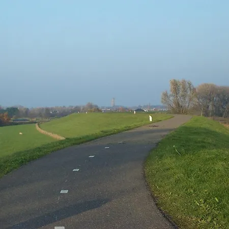 Holiday home Groepsaccommodatie Met Workshopruimte