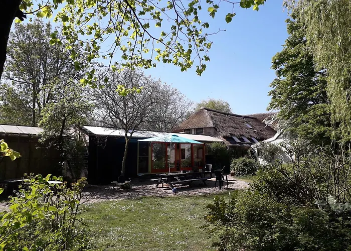 Holiday home Groepsaccommodatie Met Workshopruimte *