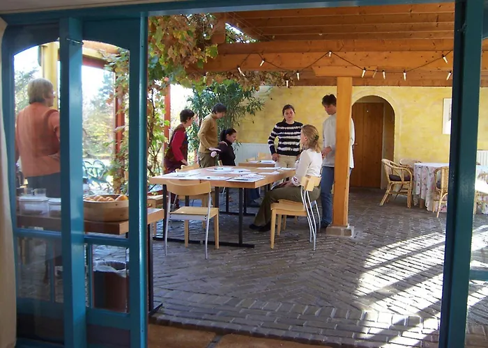 Groepsaccommodatie Met Workshopruimte Hurwenen