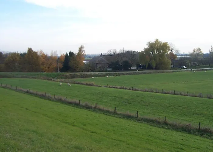 Groepsaccommodatie Met Workshopruimte Hurwenen