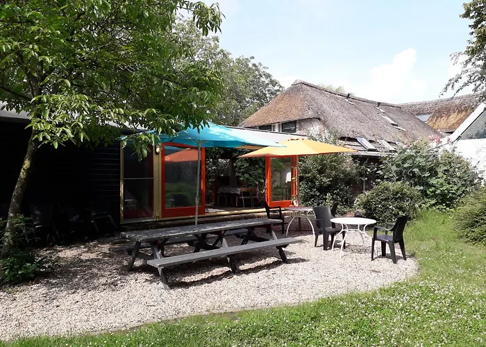 別荘 Groepsaccommodatie Met Workshopruimte *